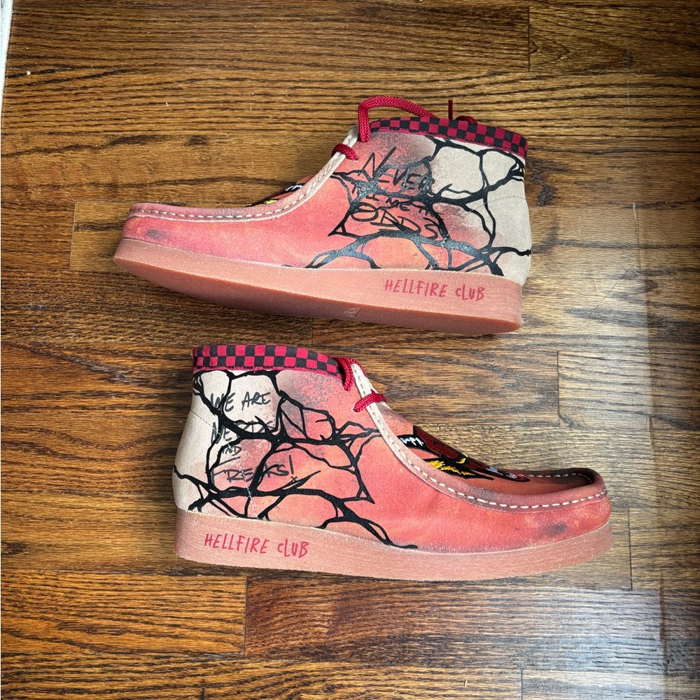 Stranger Things x Clark Wallabee Evo Limited Edition Shoes Size M11 Brand New